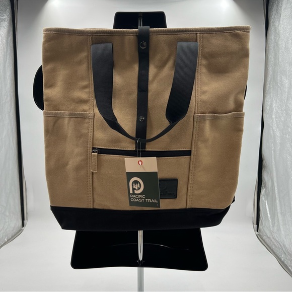 Pacific Coast Trail Traveler’s Bag 16X16X4 Tan & Black backpack or shoulder bag - Picture 7 of 10